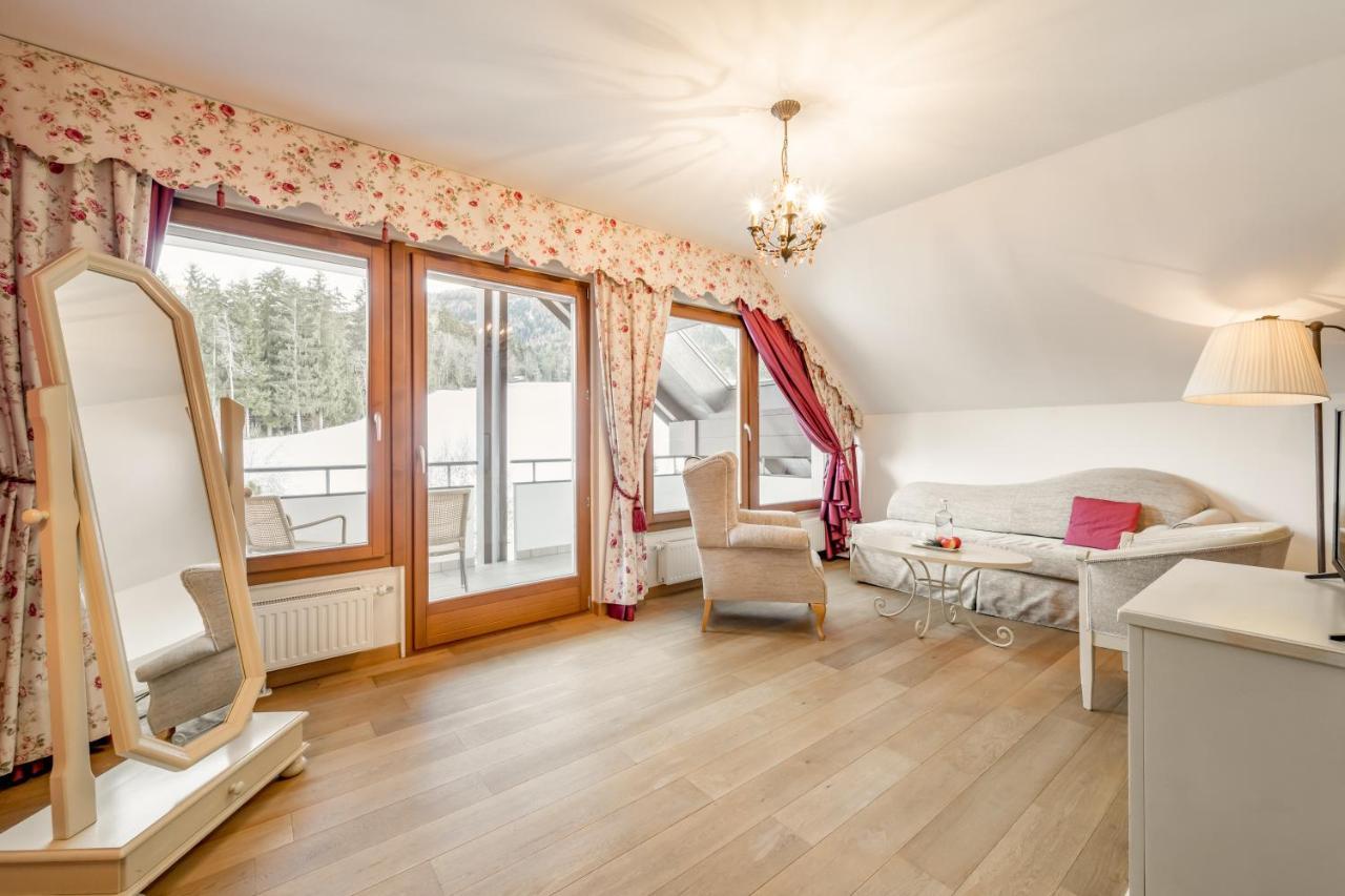Royal Hotel Hinterhuber Riscone Extérieur photo